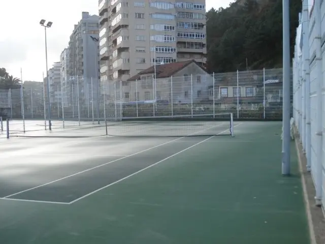 Real Club Nautico de Salinas — instalación deportiva
