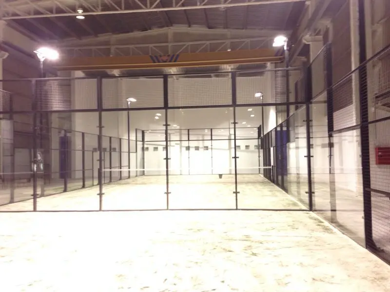 Padel Indoor Igualada — instalación deportiva