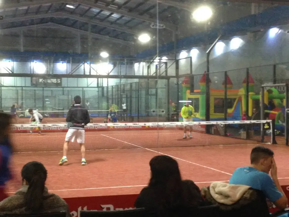 Get Indoor Pádel — instalación deportiva