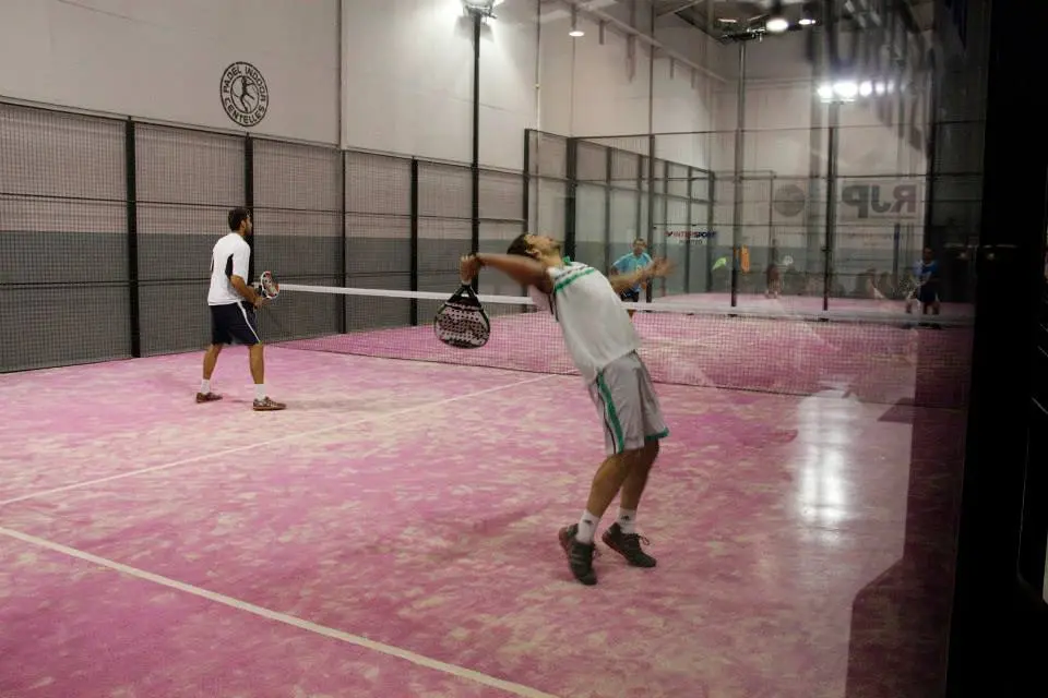 Pàdel Indoor Congost — instalación deportiva
