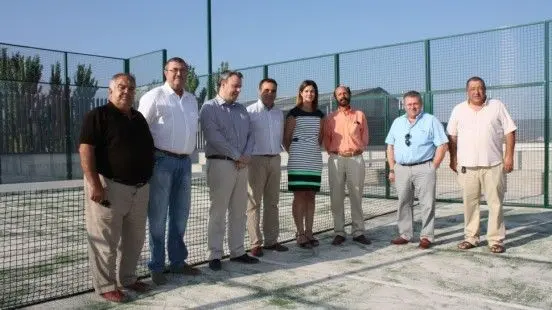 Pistas Pádel Iznalloz — instalación deportiva
