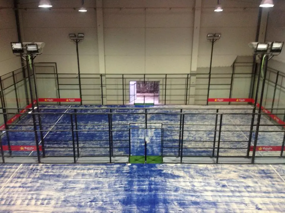 Padel Indoor Vedat — instalación deportiva