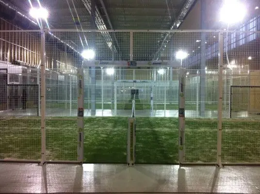 Padel Gym Spa Las Cañas — instalación deportiva