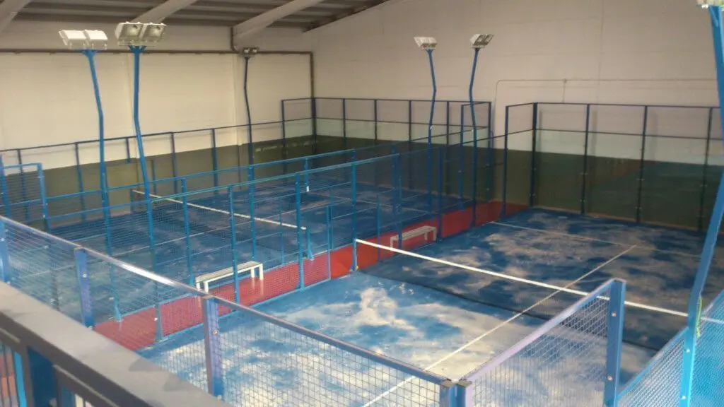 Padel x3 Escalonilla — instalación deportiva