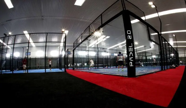 Padel 2.0 Club Indoor — instalación deportiva