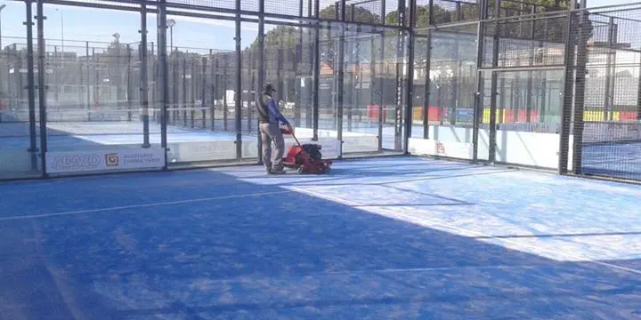 Ocho Padel Club — instalación deportiva