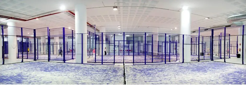 Padel Indoor La Villa — instalación deportiva