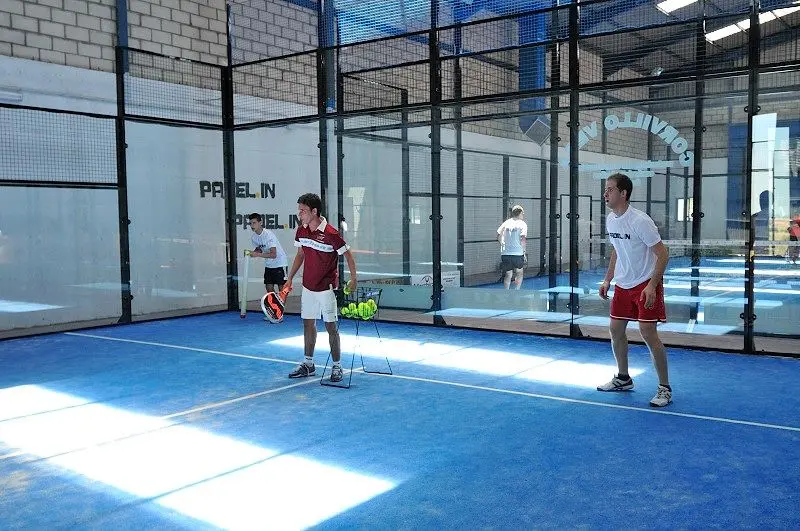 Padel Indoor Azuaga — instalación deportiva