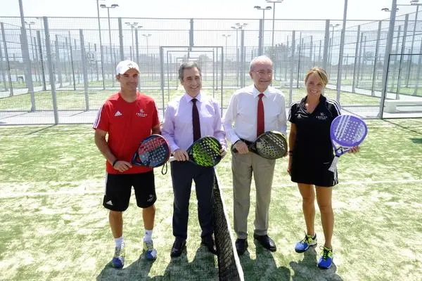 Inacua Centro Raqueta — instalación deportiva