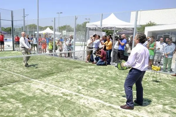 Inacua Centro Raqueta — instalación deportiva