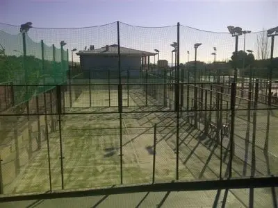 Club Sports Tennis & Padel Cunit — instalación deportiva
