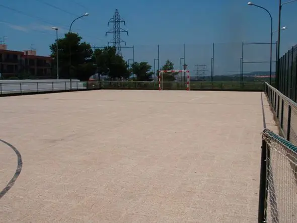 Club de Tenis Romaní — instalación deportiva
