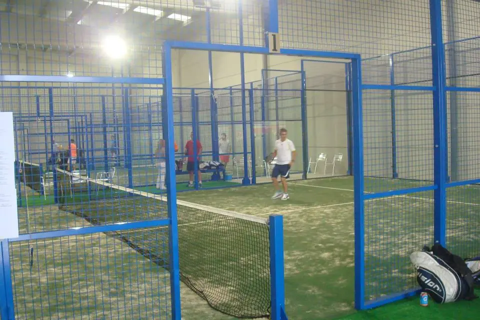 Padel Indoor Baix Penedès — instalación deportiva