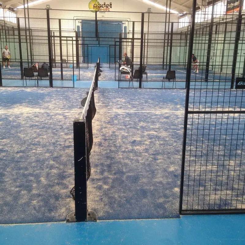 Padel Family — instalación deportiva
