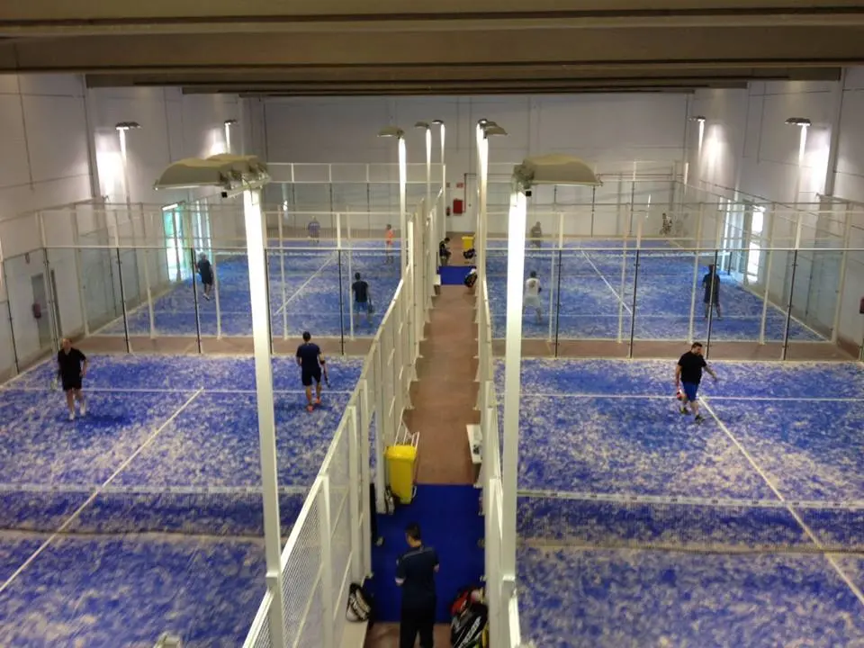 Padel Indoor les Cabanyes — instalación deportiva