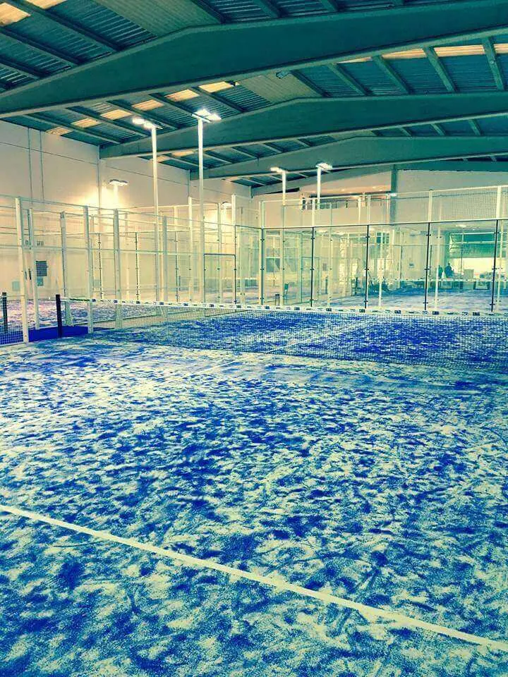 Padel Indoor les Cabanyes — instalación deportiva