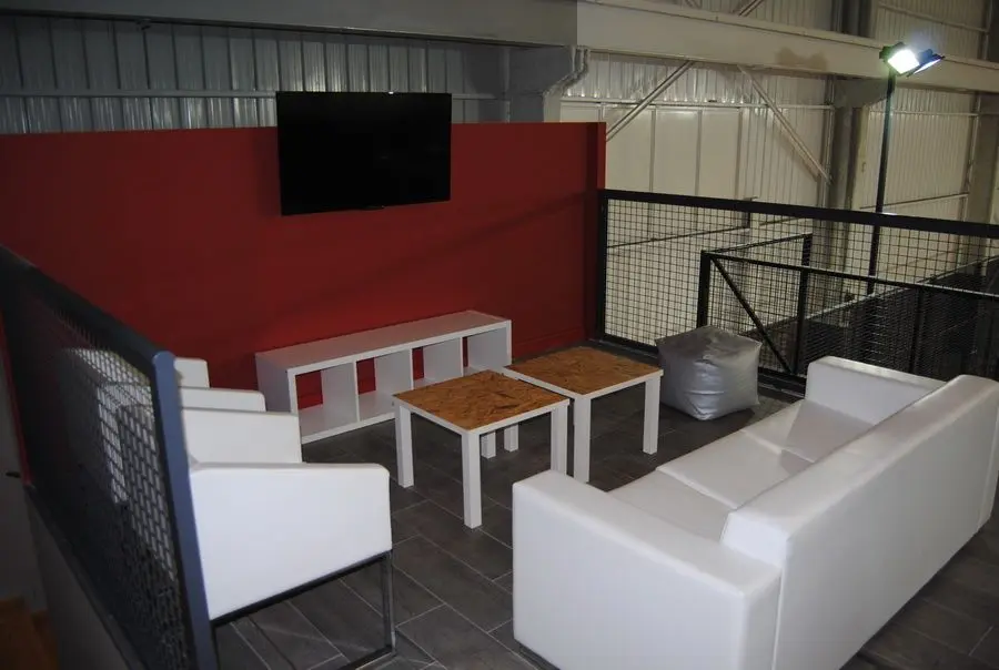 Padel Indoor Cerceda — instalación deportiva