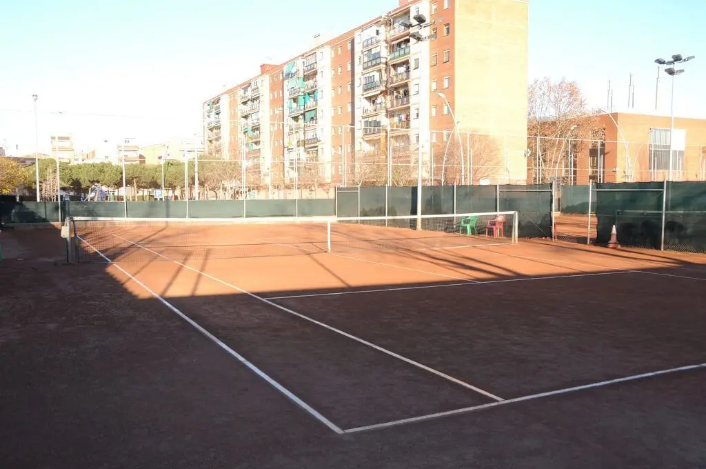 Club Tenis Sant Adria — instalación deportiva