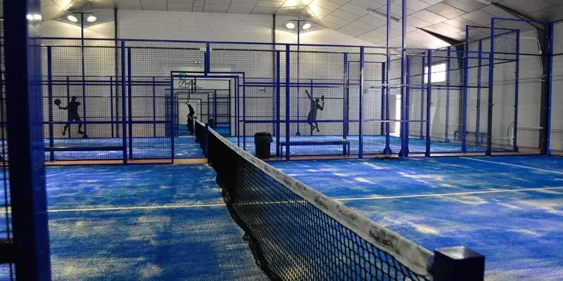 Polán Padel Indoor — instalación deportiva