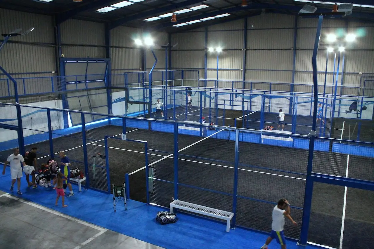 Padel Box Indoor Mallorca — instalación deportiva