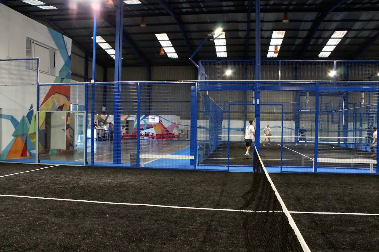 Padel Box Indoor Mallorca — instalación deportiva