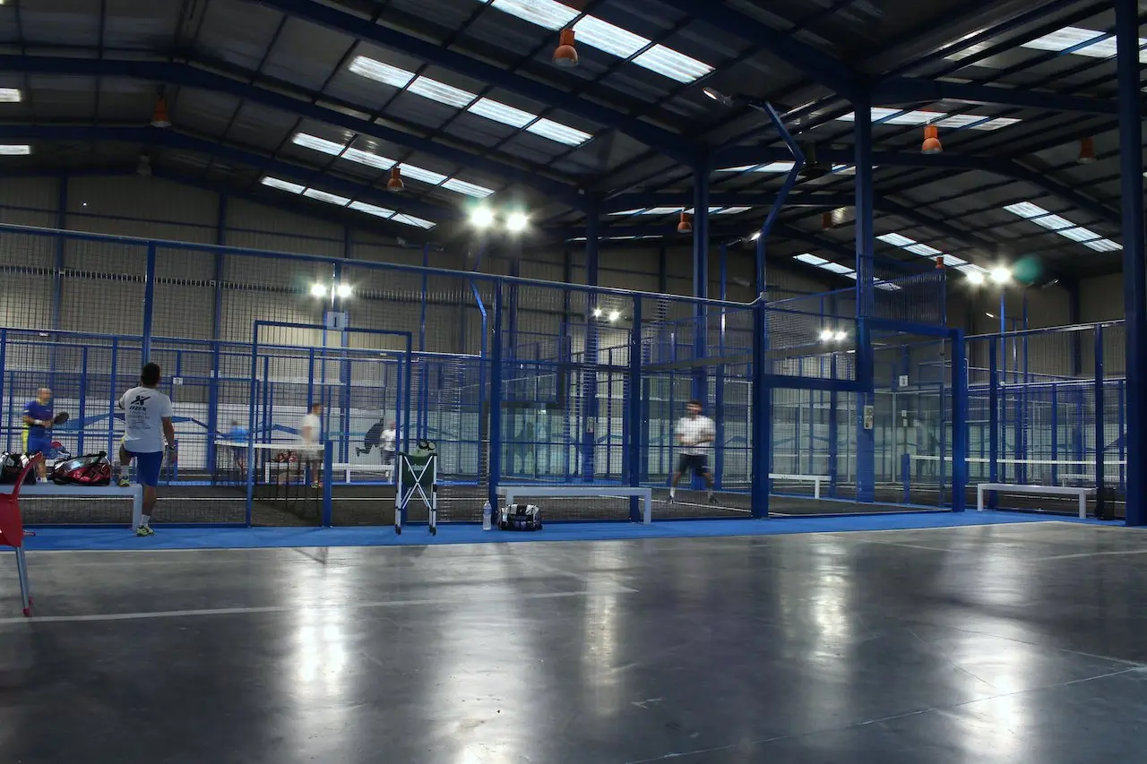 Padel Box Indoor Mallorca — instalación deportiva