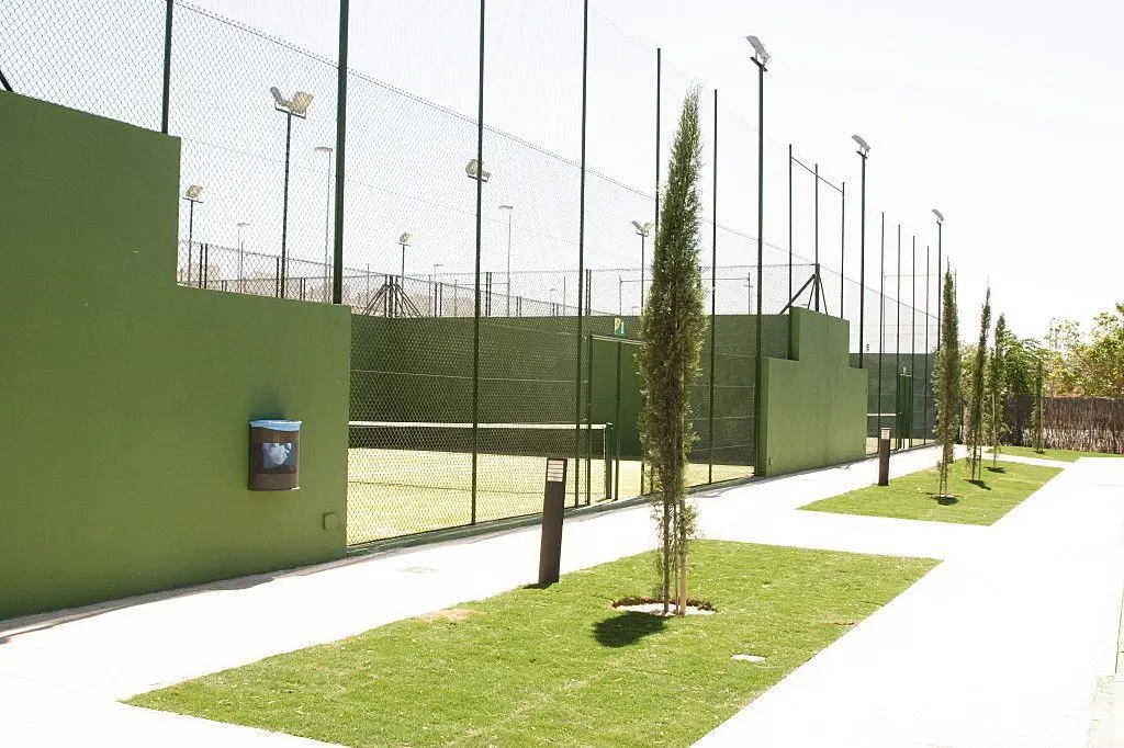 Club de Padel Jacaranda — instalación deportiva
