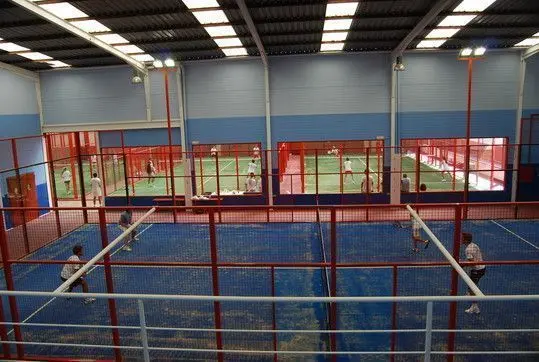 La Central Club de Padel y Centro Deportivo — instalación deportiva