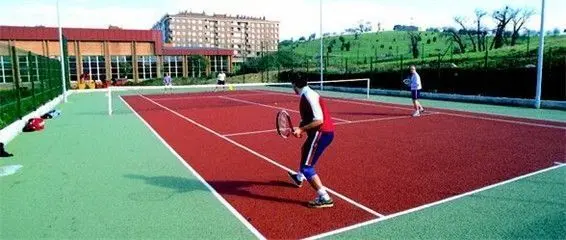 Complejo Deportivo El Llano - Contrueces — instalación deportiva