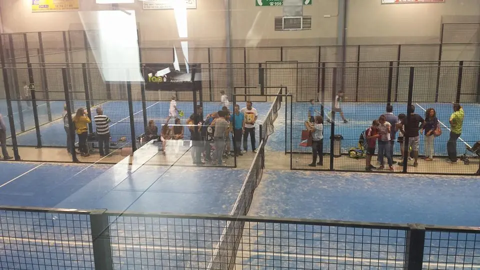Padel Extreme — instalación deportiva