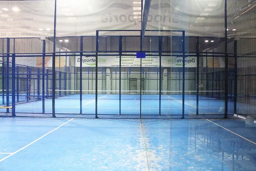 Smash Pádel Indoor Avellaneda — instalación deportiva
