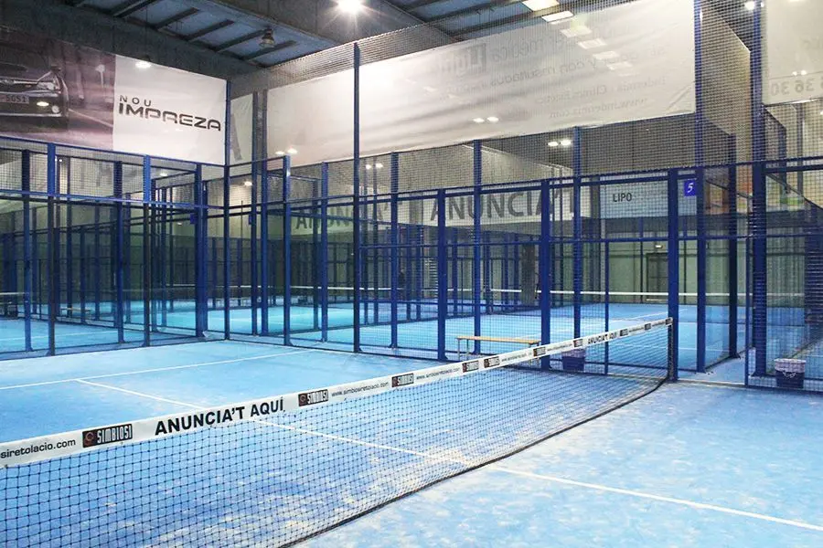 Smash Pádel Indoor Avellaneda — instalación deportiva