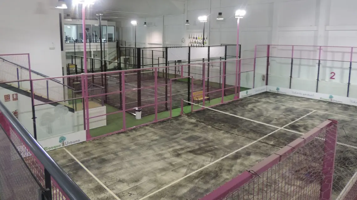 La Cúpula Pádel & Fitness — instalación deportiva