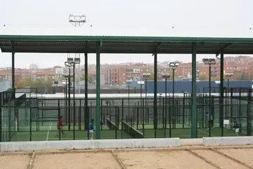 Pistas Padel Salamanca Garrido — instalación deportiva