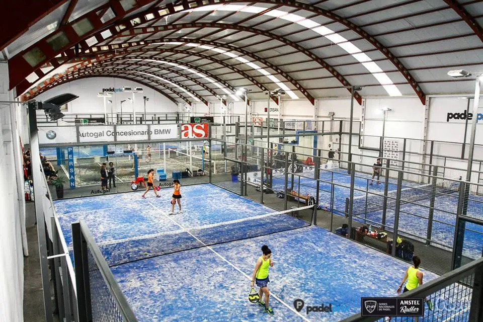 Mais que Auga Navia — instalación deportiva