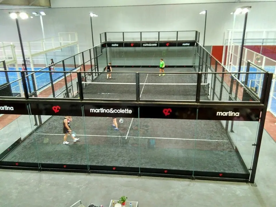 Padel and Beer — instalación deportiva