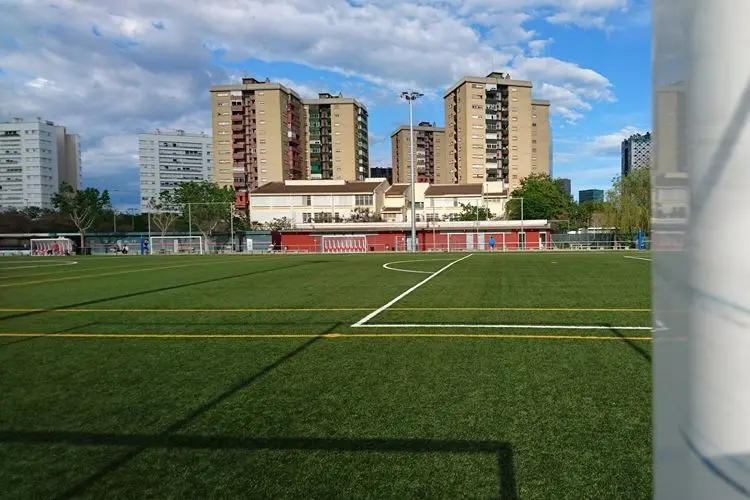 Campo Municipal de Fútbol Gornal — instalación deportiva