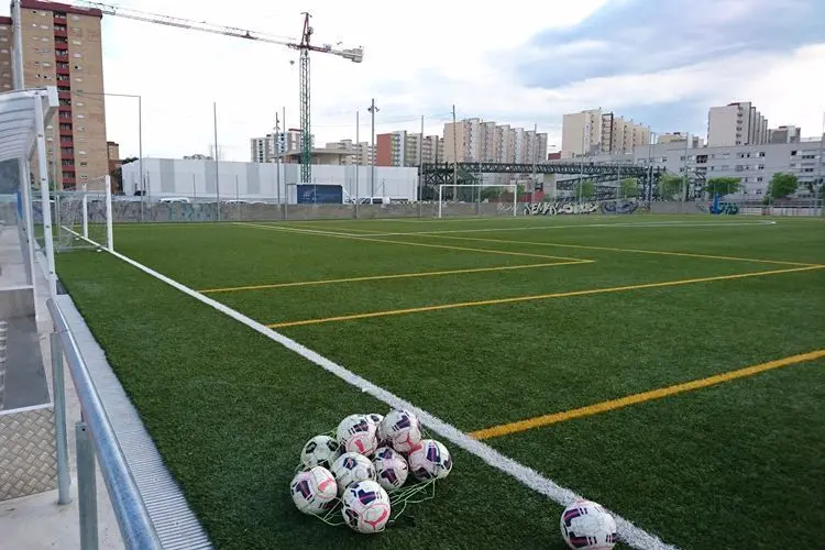 Campo Municipal de Fútbol Gornal — instalación deportiva