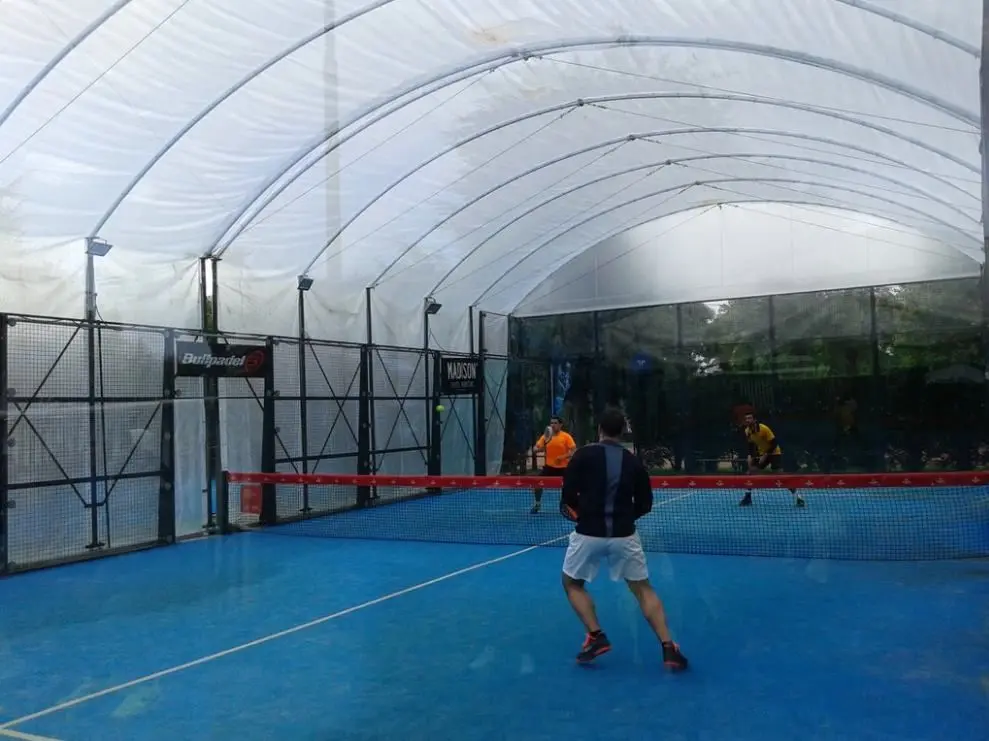 Padel Club Serradells — instalación deportiva