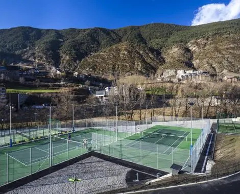Zona Esportiva Prada de Moles — instalación deportiva