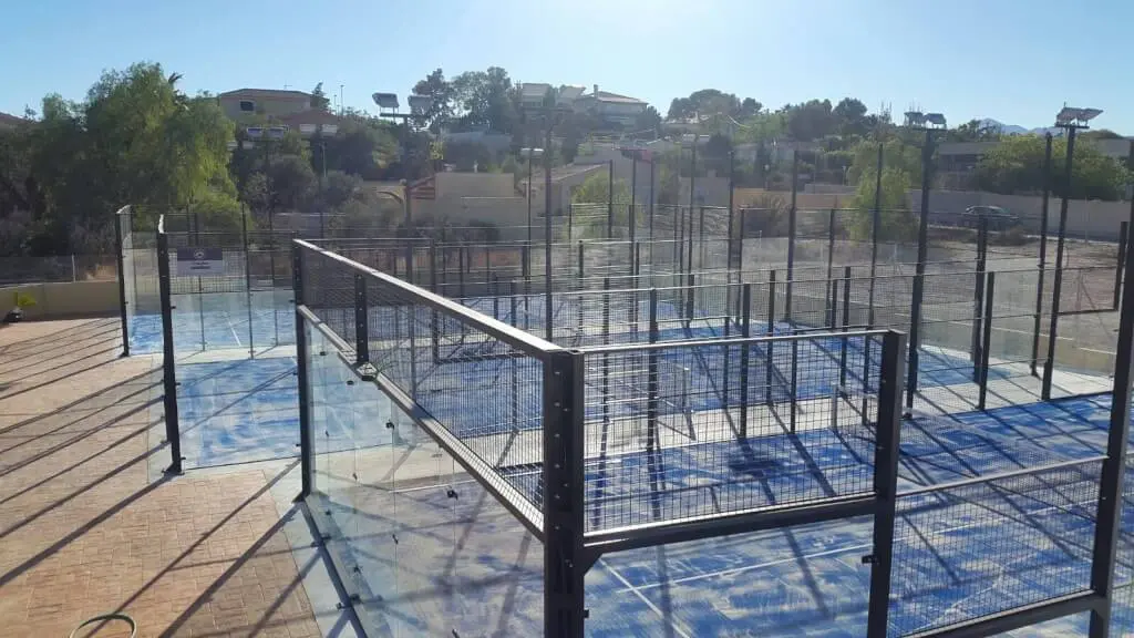 Urban Pádel Mutxamel — instalación deportiva