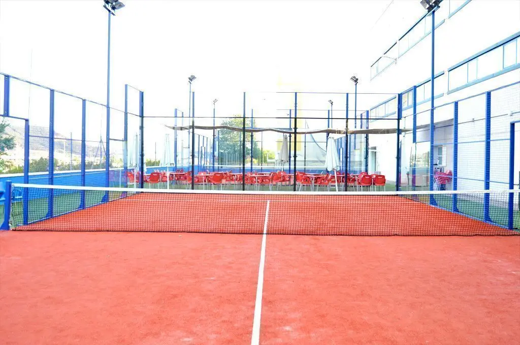 Ballpadel Indoor & Fitness Center — instalación deportiva