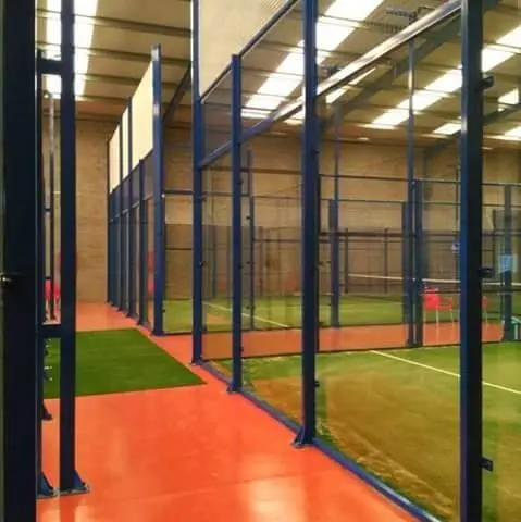 Deza Pádel Center — instalación deportiva
