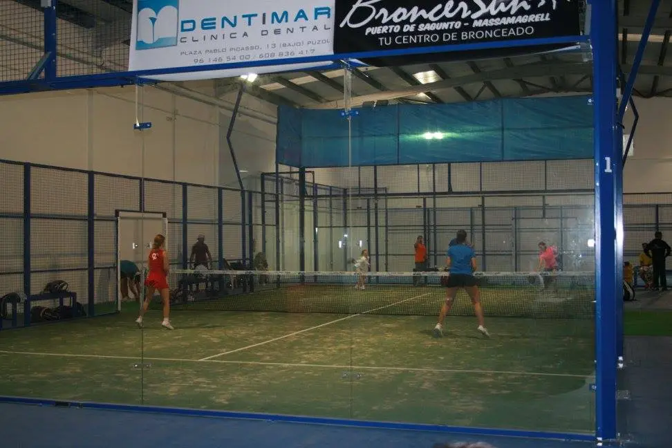 Padel Indoor Albalat — instalación deportiva