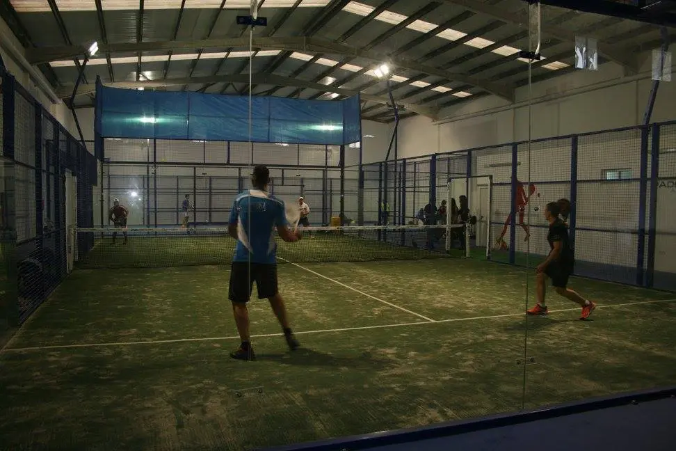 Padel Indoor Albalat — instalación deportiva