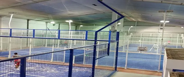 Padel Indoor Navalmoral — instalación deportiva