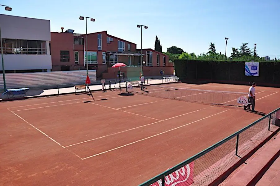 Club Tennis Monterols — instalación deportiva