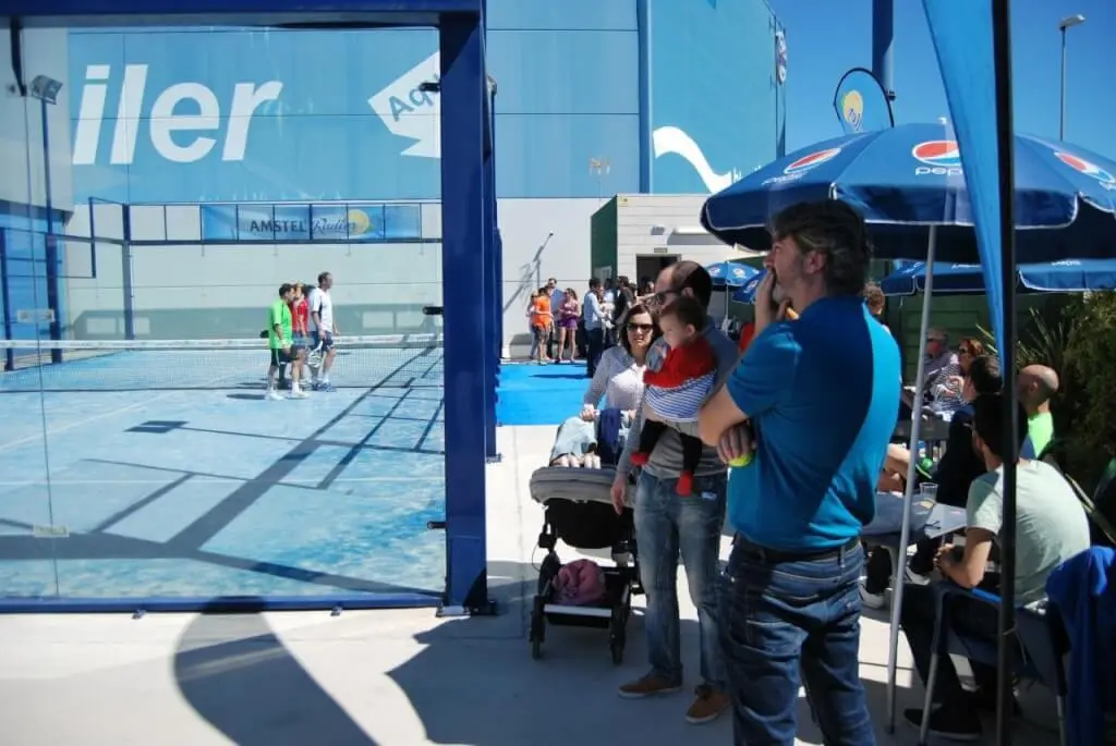 Padel Turia — instalación deportiva