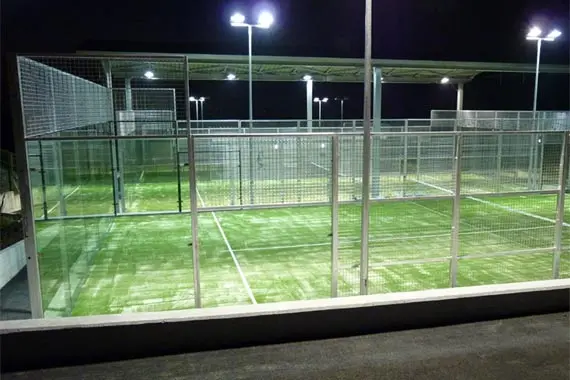 Pistas de Bal Hotel & SPA — instalación deportiva