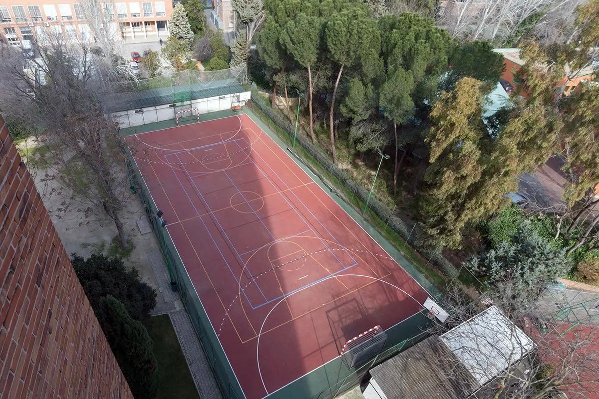 Colegio Mayor Alcalá — instalación deportiva